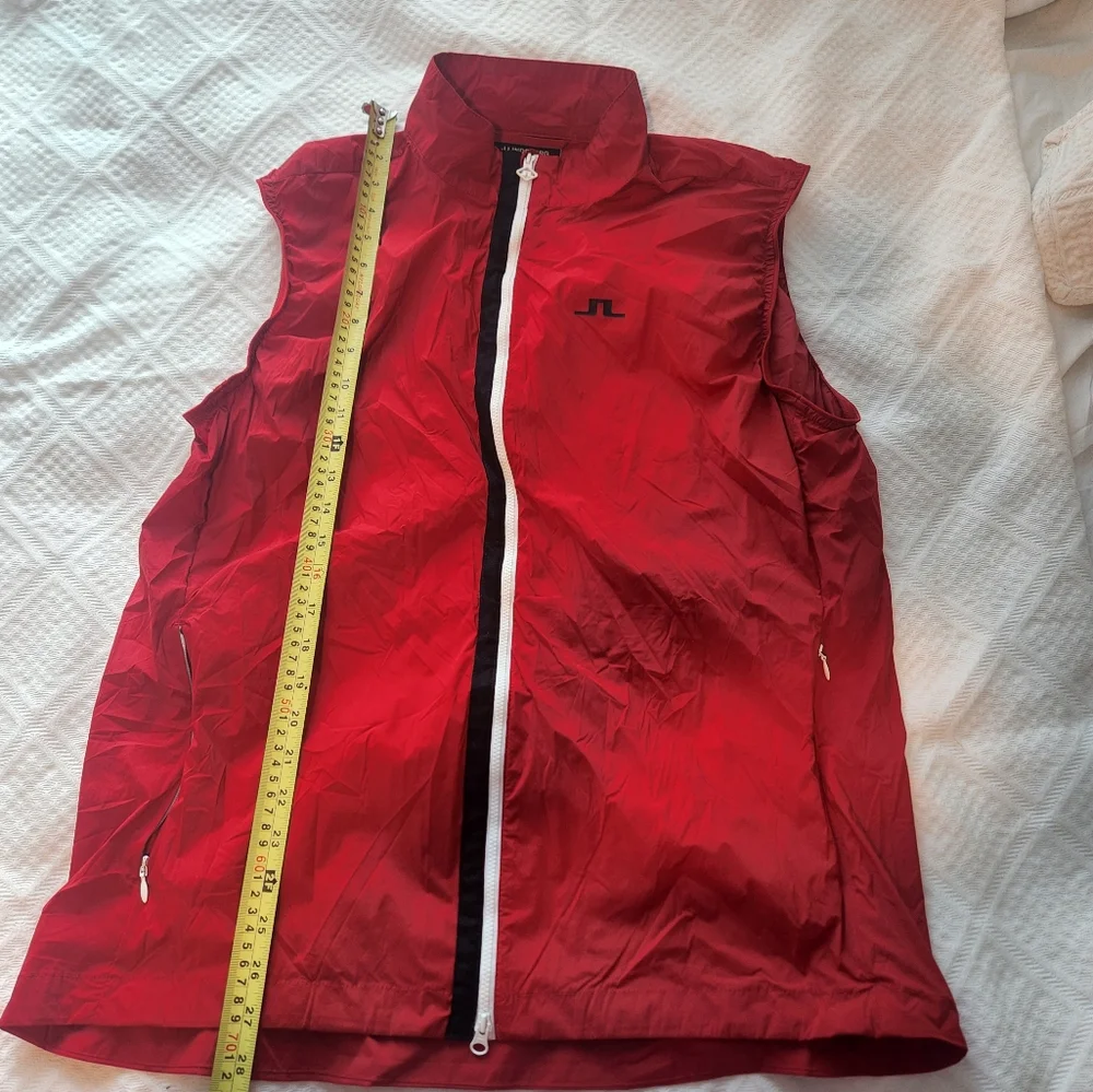 J.Lindeberg Vibrant Red Vest